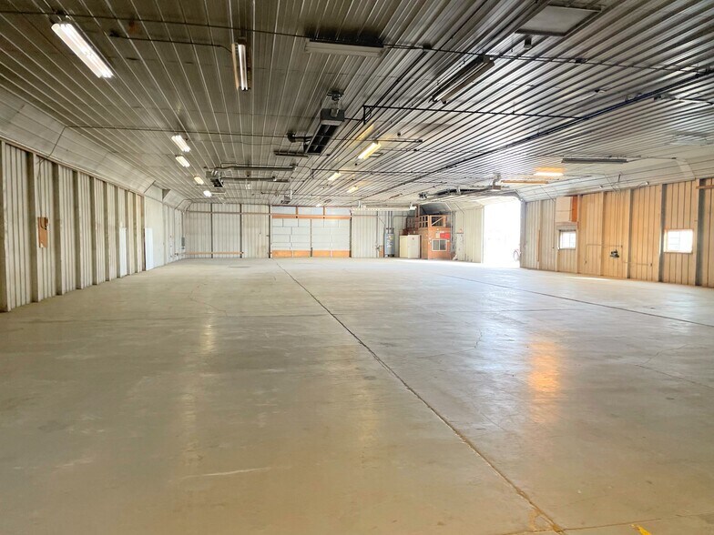 More Photos Of 14483 OH-31, Kenton Manufacturing For Sale