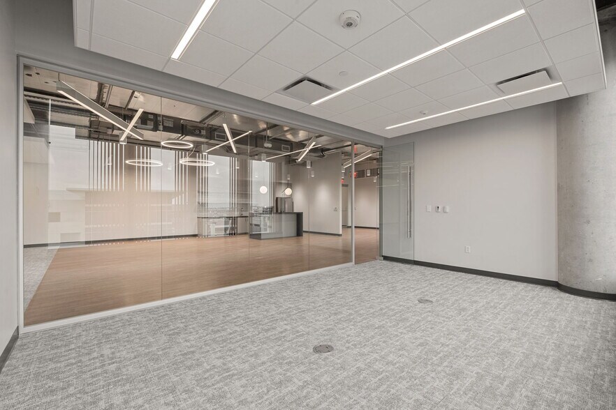 More Photos Of 11515 Burnet Rd, Austin Office For Lease