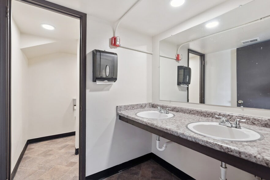 More Photos Of 301 Larimer Ave, Pittsburgh Religious Facility For Sale