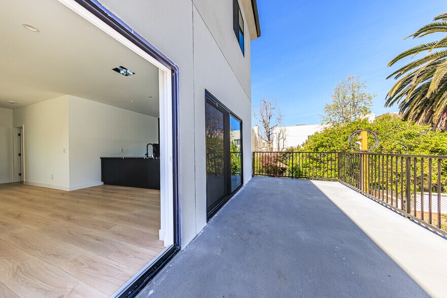 More Photos Of 1954-1958 Purdue Ave, Los Angeles Apartments For Sale