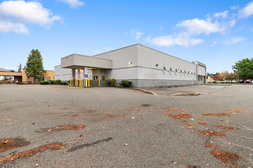 More Photos Of 3227 Northwest Ave, Bellingham Drugstore For Lease