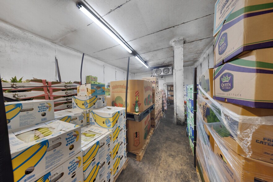 More Photos Of 1305 NW 22nd St, Miami Refrigeration Cold Storage For Sale