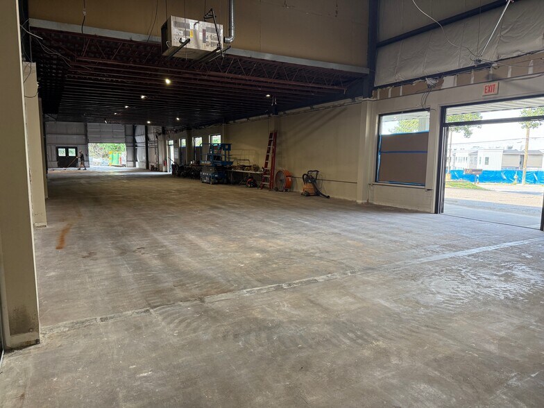 More Photos Of 1190 Pompton Ave, Cedar Grove General Retail For Lease