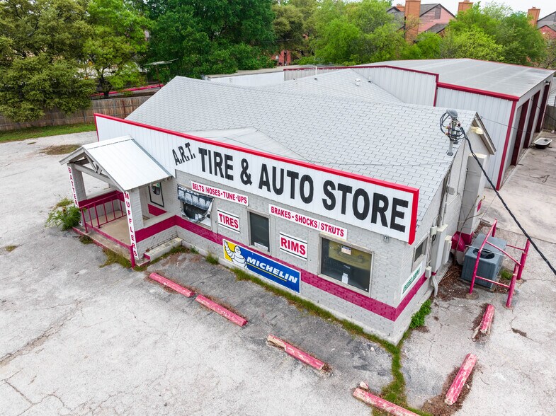 More Photos Of 1331 Austin Hwy, San Antonio Auto Repair For Sale