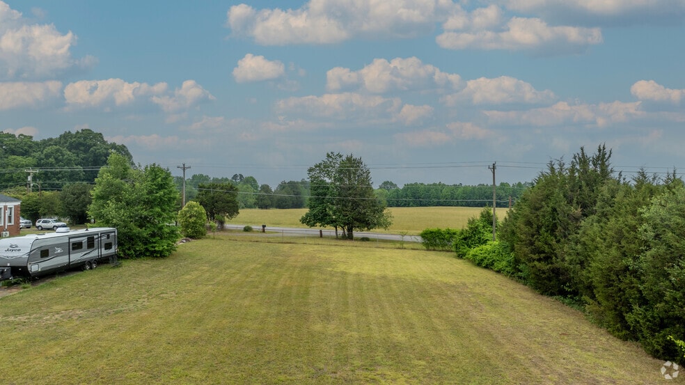 More Photos Of 1318 Ostwalt Amity Rd, Cleveland Schools For Sale