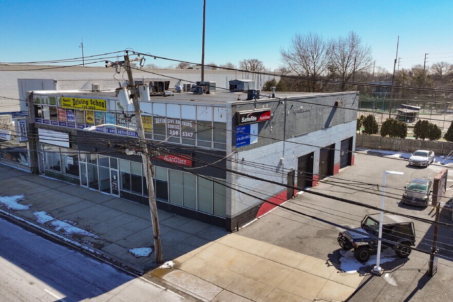 More Photos Of 4010 Hempstead Tpke, Bethpage Auto Repair For Sale