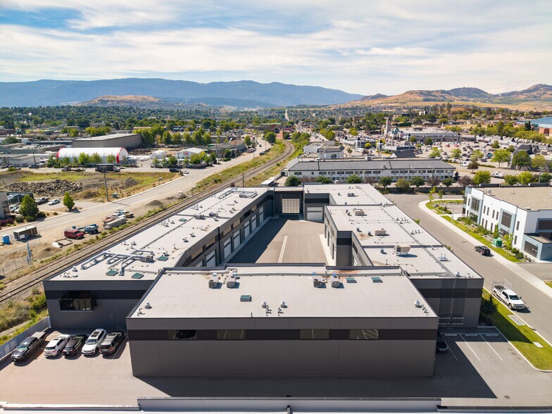 More Photos Of 3101 45 Av, Vernon Warehouse For Sale