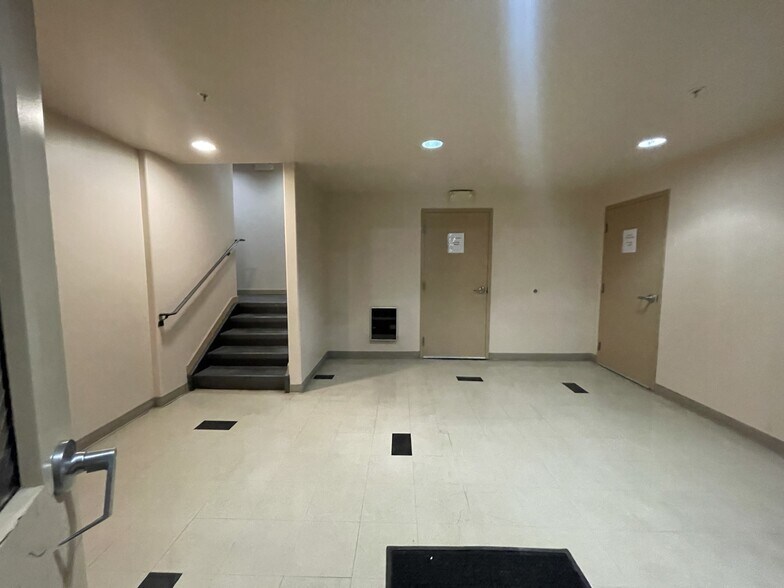 More Photos Of 480-518 W 800 N, Orem Medical For Lease