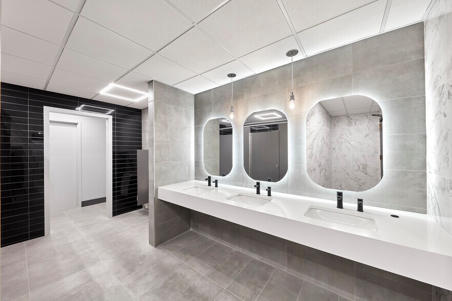 More Photos Of 5 Vaughn Dr, Princeton Office For Sale