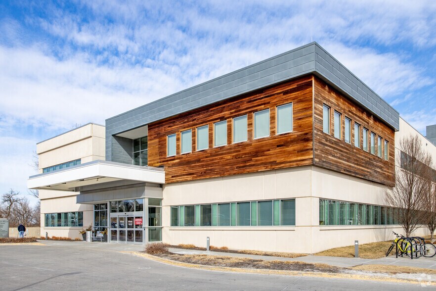 Primary Photo Of 2510 Bellevue Medical Center Dr, Bellevue Medical For Lease