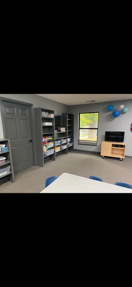More Photos Of 108 N Ranson Rd, Greenwood Specialty For Sale