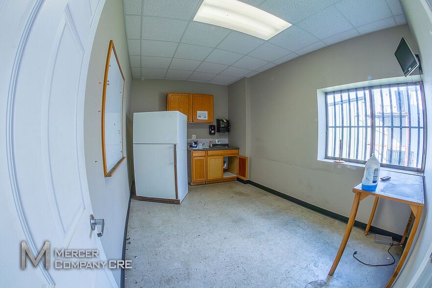 More Photos Of 340 S Eckroat St, Oklahoma City Unknown For Lease