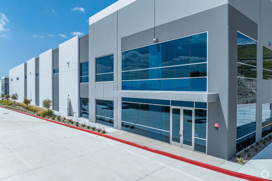 More Photos Of Heritage Rd @ Main Street, Chula Vista Unknown For Lease