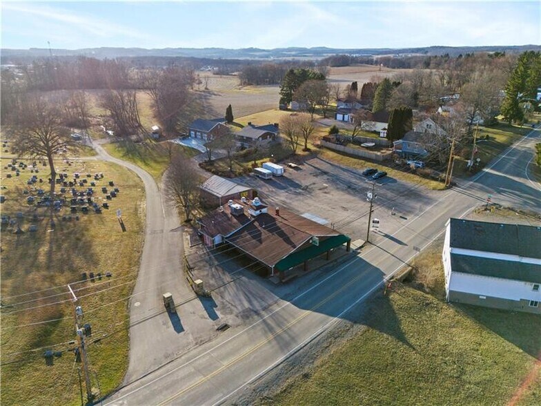 More Photos Of 180 Butler St, Saxonburg Restaurant For Lease