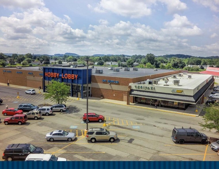 More Photos Of 1300-1428 River Valley Blvd, Lancaster General Retail For Lease