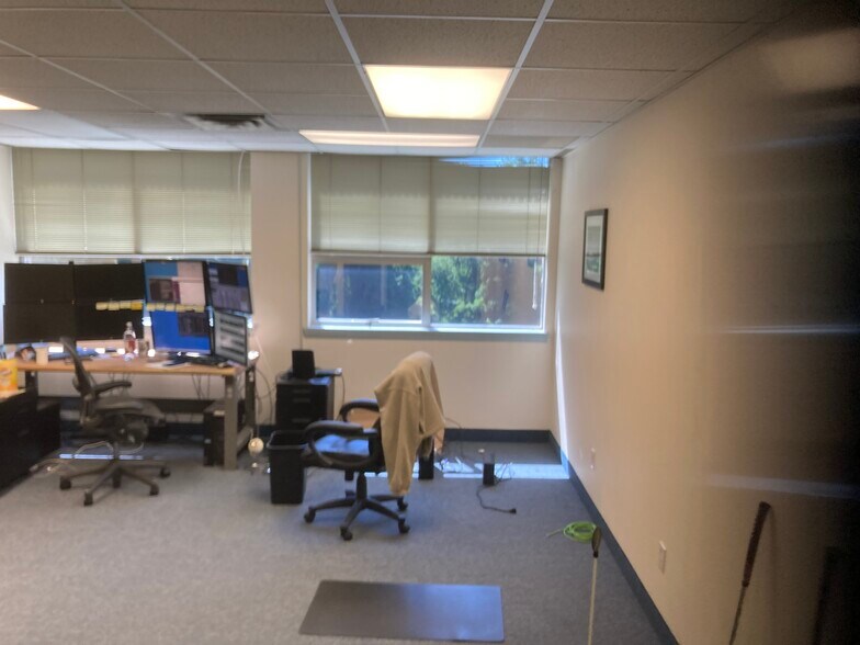 More Photos Of 914 Mount Kemble Ave, Morristown Office For Lease