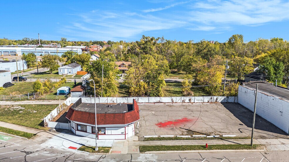 Primary Photo Of 8300 Livernois Ave, Detroit Storefront Retail Office For Sale