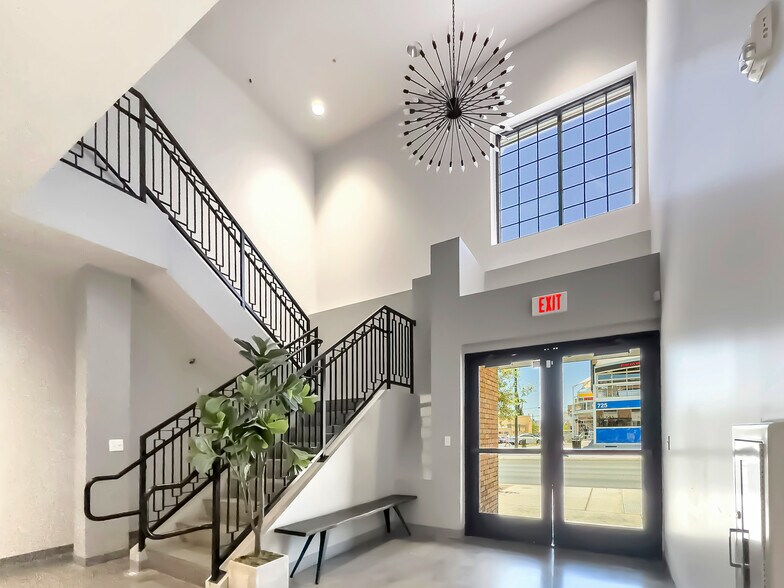 More Photos Of 730 Las Vegas Blvd, Las Vegas Office For Sale
