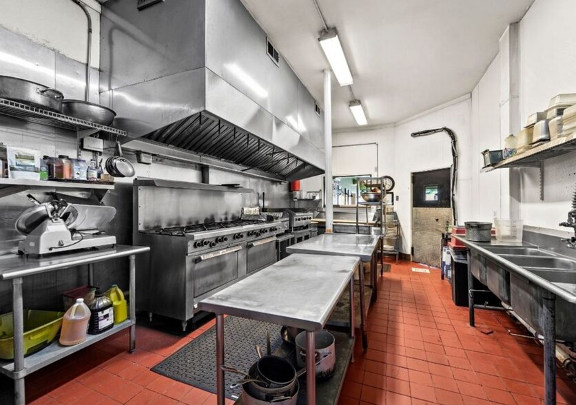 More Photos Of 174-176 Main St, Afton Restaurant For Sale